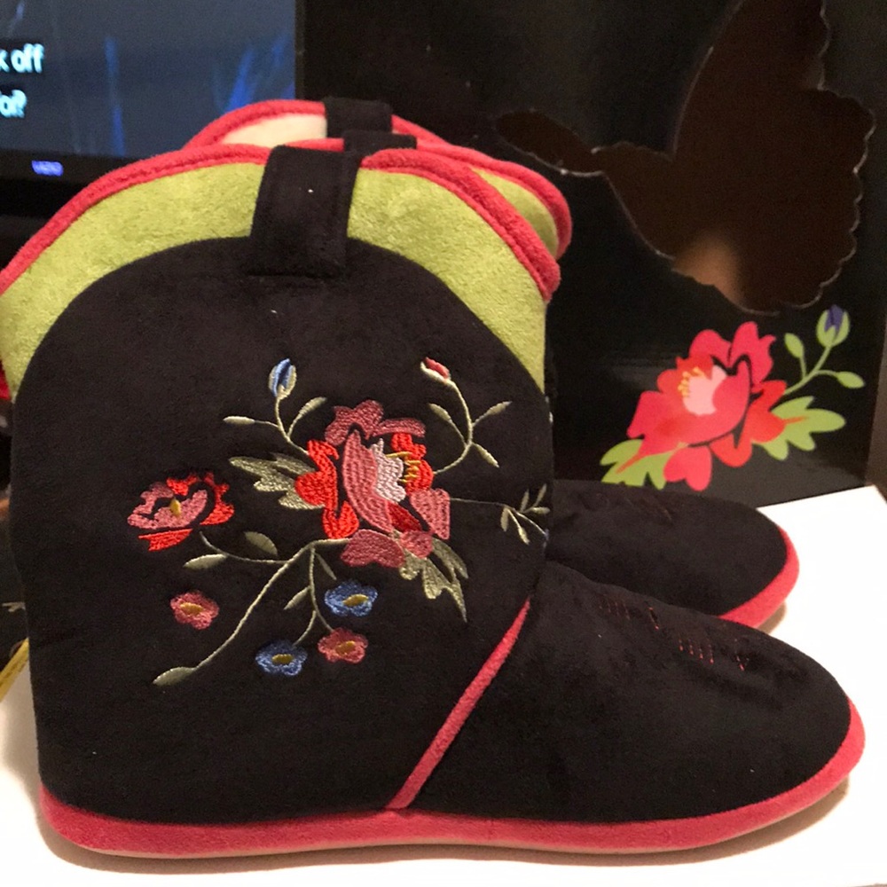 Cowgirl riders. Booties used for indoor excellent